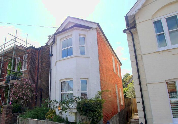 2 Bedroom Detached House To Rent In Buckhurst Avenue, Sevenoaks, TN13