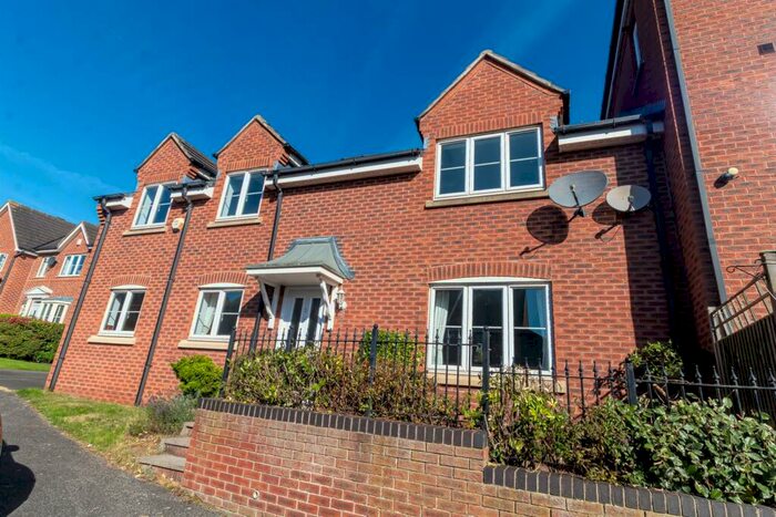 3 Bedroom Semi-Detached House To Rent In City View, Nottingham, NG3