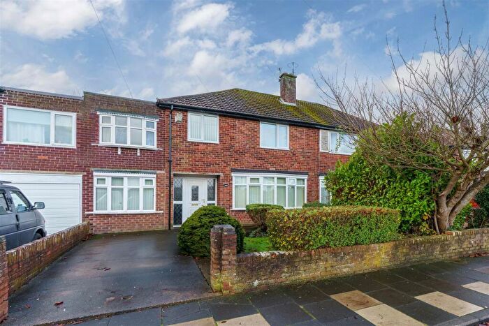 6 Bedroom Semi Detached House For Sale In **Hmo Investment** Regent Farm Road, Gosforth, NE3