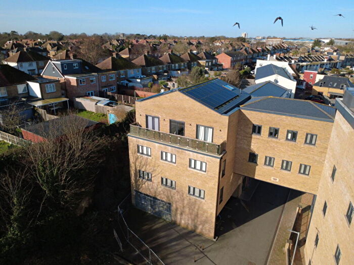 2 Bedroom Apartment For Sale In Millers Hill, Ramsgate, Kent, CT11