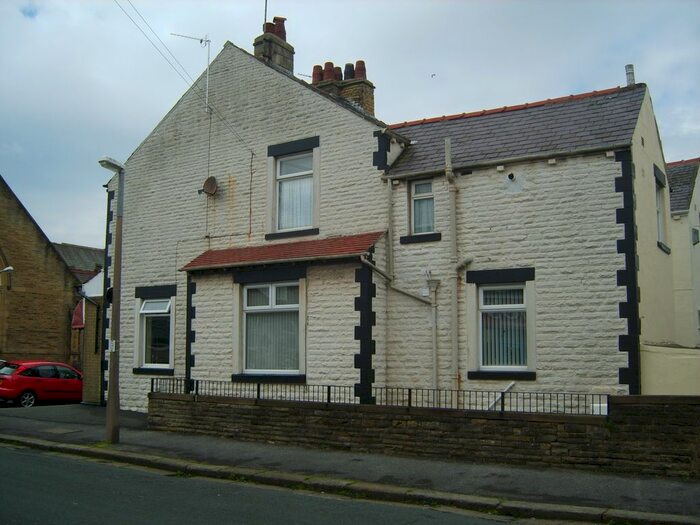 2 Bedroom Maisonette To Rent In Sefton Road, Morecambe, LA3