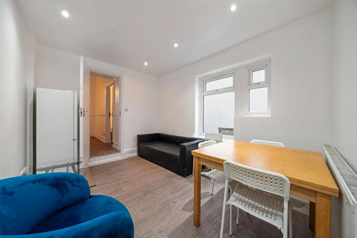 4 Bedroom Terraced House To Rent In Scales Road, London, N17