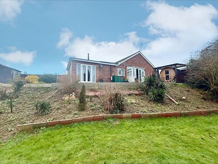 3 Bedroom Semi-Detached Bungalow For Sale In The Paddock, Hemsby, NR29