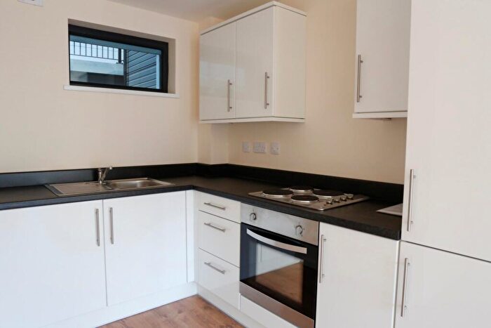 1 Bedroom Apartment To Rent In City Towers, Watery Street, Sheffield, S3