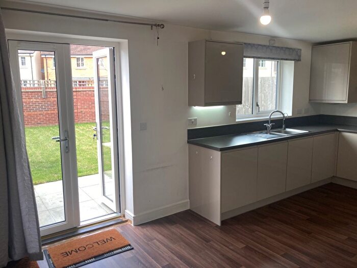 5 Bedroom Property To Rent In Guildford Avenue, Milton Keynes, MK4