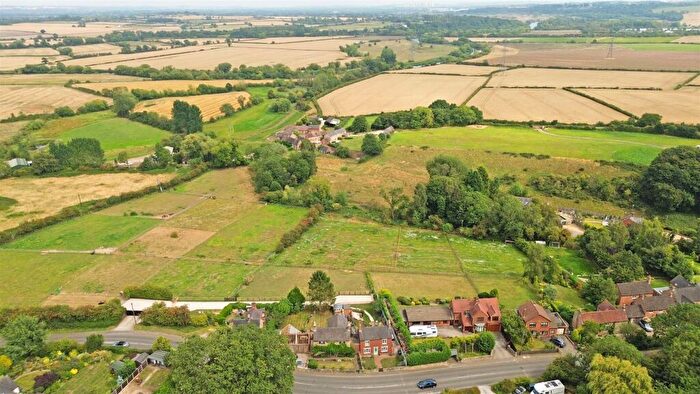 2 Bedroom Cottage For Sale In Hilltop Cottage, Stanton-By-Bridge, DE73