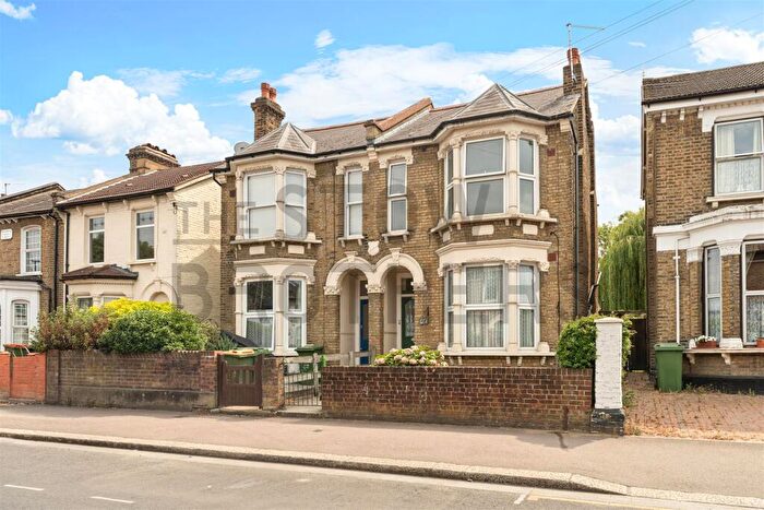 1 Bedroom Flat To Rent In Sebert Road, Forest Gate, London, E7