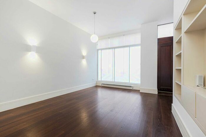 2 Bedroom Flat To Rent In Welbeck Street, Marylebone G, W1