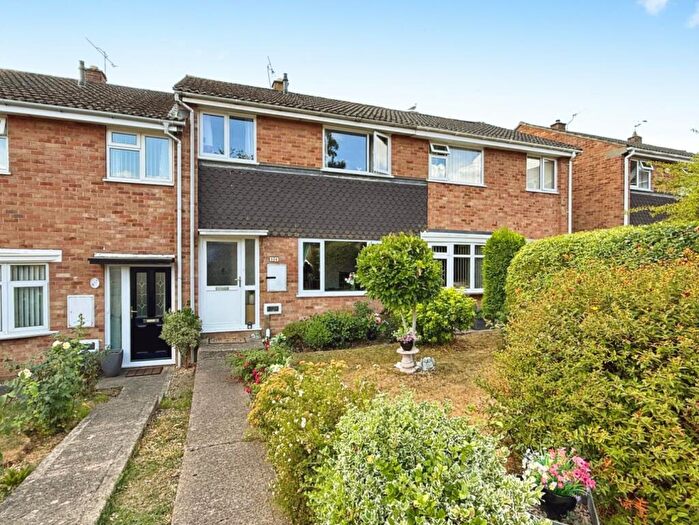 3 Bedroom Terraced House For Sale In The Bridle, Stroud, GL5
