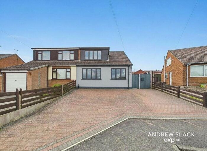 3 Bedroom Semi-Detached House For Sale In Kirton Close, Mansfield, NG19