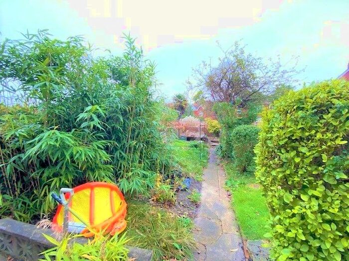 1 Bedroom Flat To Rent In Lewes Road, Eastbourne, BN21