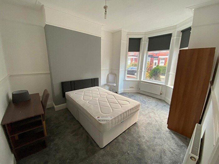 1 Bedroom Terraced House To Rent In Pembroke Street, Salford, Greater Manchester, M6