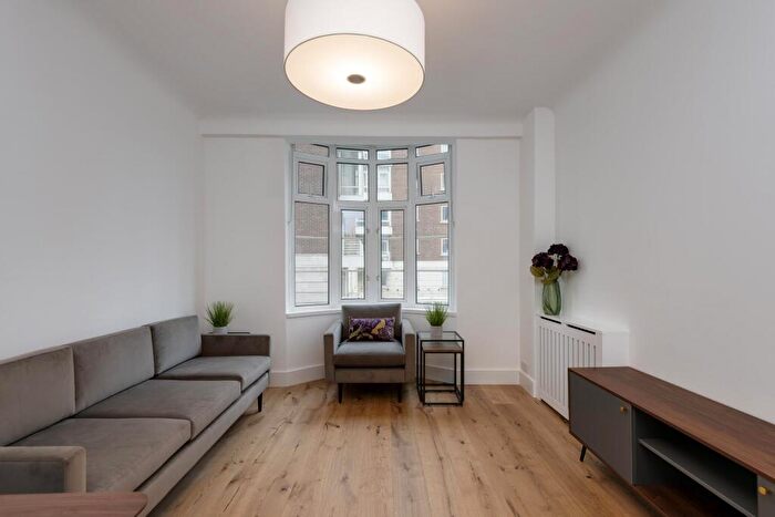 1 Bedroom Apartment To Rent In Grove End Gardens, Grove End Road, St John's Wood, London, NW8