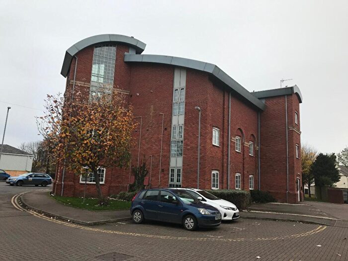 2 Bedroom Flat To Rent In Caxton Court, Burton Upon Trent, DE14