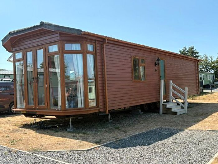 3 Bedroom Lodge For Sale In East Heslerton, Malton, YO17