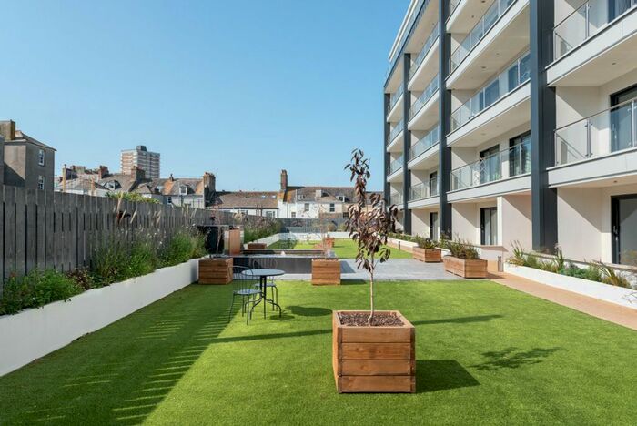 2 Bedroom Flat To Rent In Notte Street, Plymouth, PL1