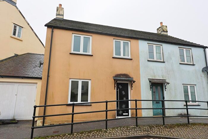 3 Bedroom Terraced House For Sale In Trevail Way, St Austell, PL25