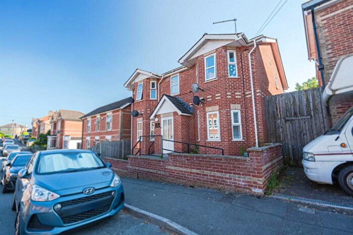 1 Bedroom Apartment To Rent In Melville Road, Bournemouth, BH9