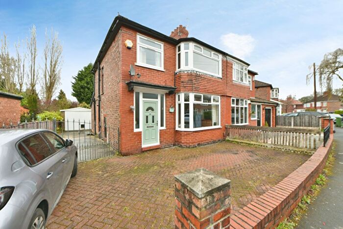 3 Bedroom Semi Detached House For Sale In Manley Road, Sale, M33