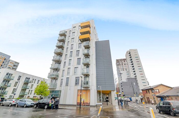 2 Bedroom Flat For Sale In Celestial House, Poplar, London, E14