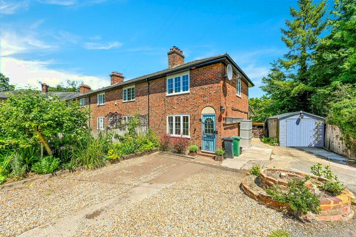 3 Bedroom Mews To Rent In The Hoppety, Tadworth, KT20