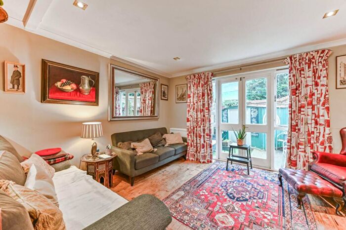 2 Bedroom House To Rent In Elderwood Place, London, , West Norwood, London, SE27