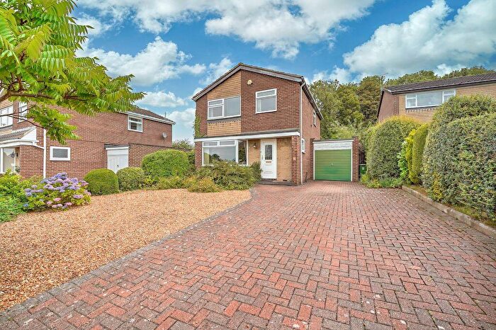 3 Bedroom Detached House For Sale In Weston Avenue, Fellside Park, Whickham, NE16