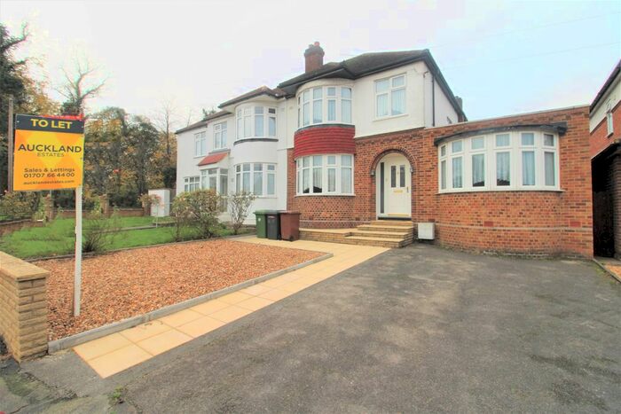 3 Bedroom Semi-Detached House To Rent In Baker Street, Potters Bar, EN6