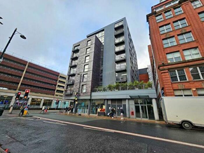 2 Bedroom Apartment To Rent In Church Street, Manchester, M4