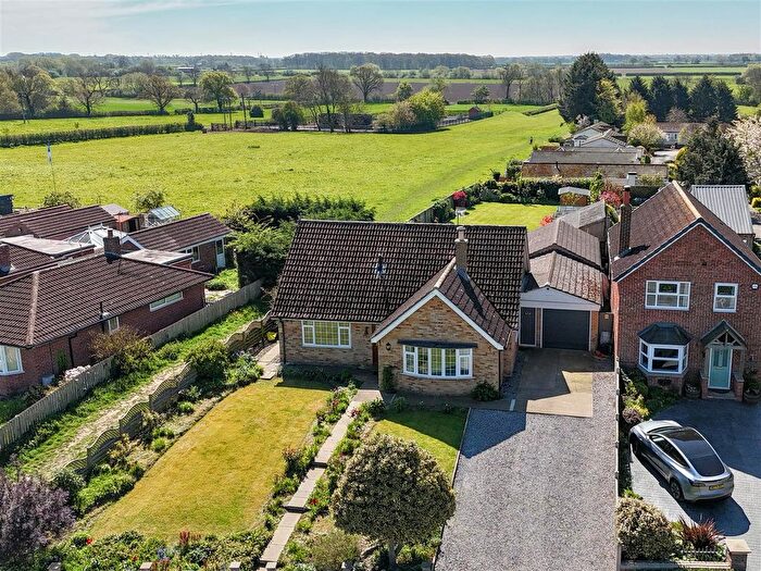 4 Bedroom Detached House For Sale In Main Street, Linton On Ouse, York, YO30