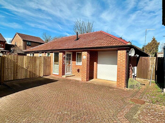 3 Bedroom Detached Bungalow For Sale In Kimble Close, East Hunsbury, Northampton, NN4