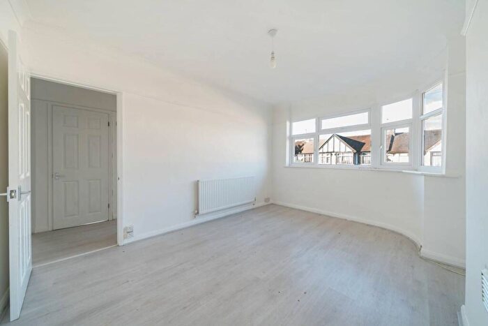 2 Bedroom Maisonette To Rent In Glanville Road, Bromley, BR2