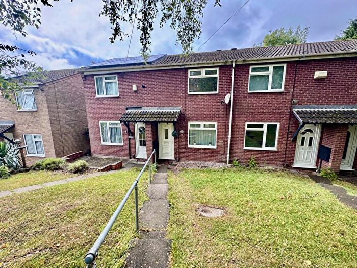2 Bedroom Terraced House To Rent In Landmere Gardens, Mapperley, NG3