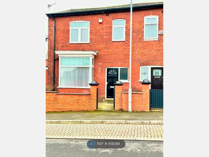 3 Bedroom End Of Terrace House To Rent In Hughes St, Bolton BL1