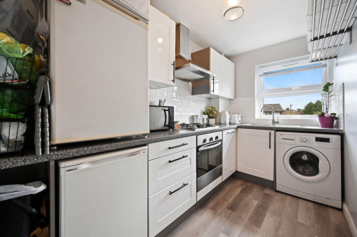 2 Bedroom Apartment To Rent In College Road, Harrow Weald, HA3