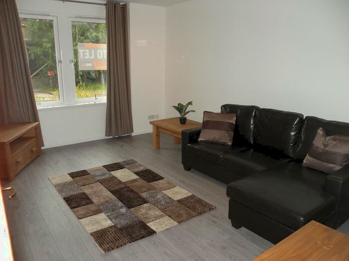 2 Bedroom Flat To Rent In Glendale Mews, Aberdeen, AB1