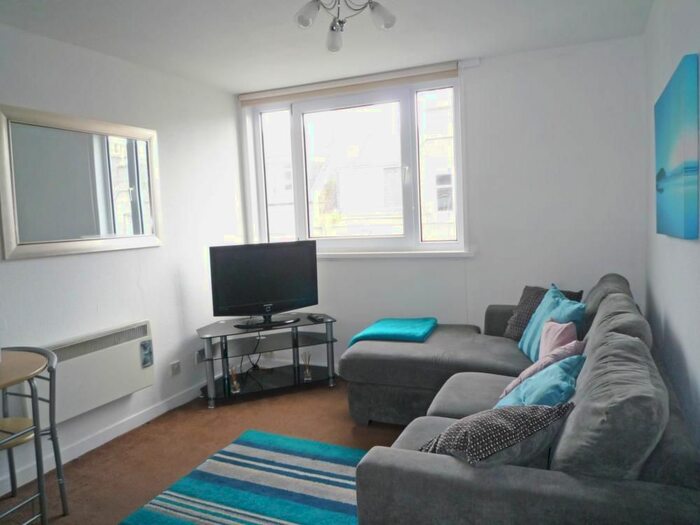 1 Bedroom Flat To Rent In Esslemont Avenue, Aberdeen, AB25
