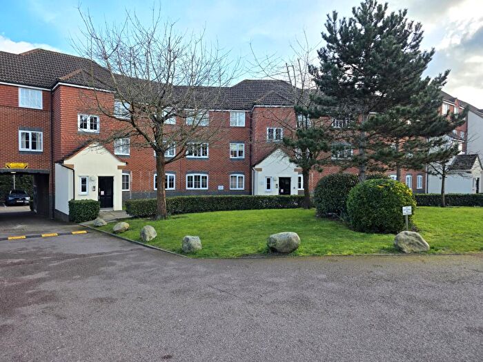 1 Bedroom Flat To Rent In Node Way Gardens, Welwyn, AL6