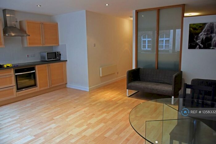 1 Bedroom Flat To Rent In Park Place, Leeds, LS1