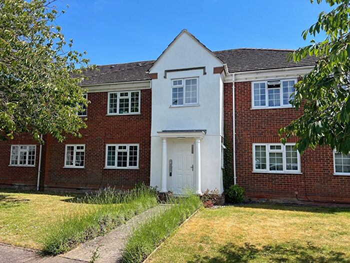 1 Bedroom Flat To Rent In Kingfisher Way, Bicester, OX26