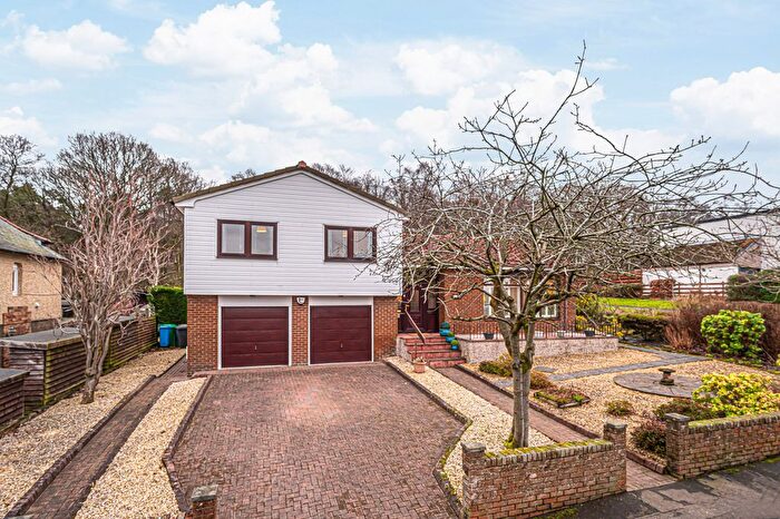 5 Bedroom Detached House For Sale In Forest Place, Townhill, KY12