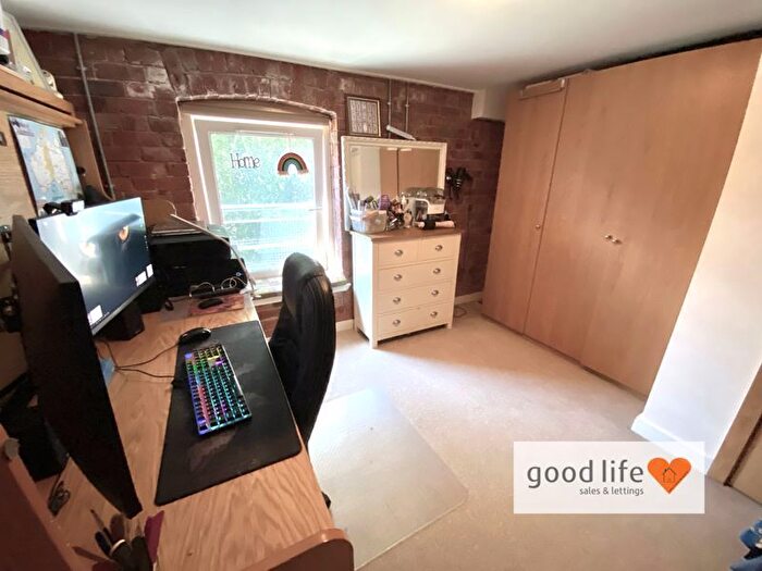 2 Bedroom Flat For Sale In Chandlers Road, Roker, Sunderland, SR6