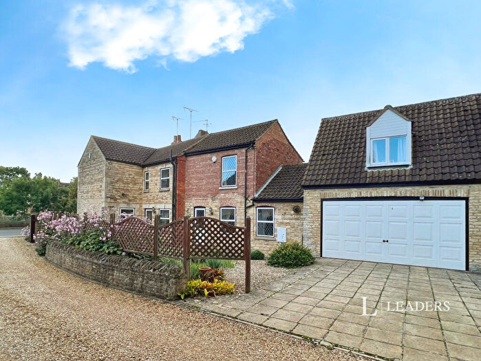 3 Bedroom Semi-Detached House To Rent In Bridge Street, Deeping St James, PE6