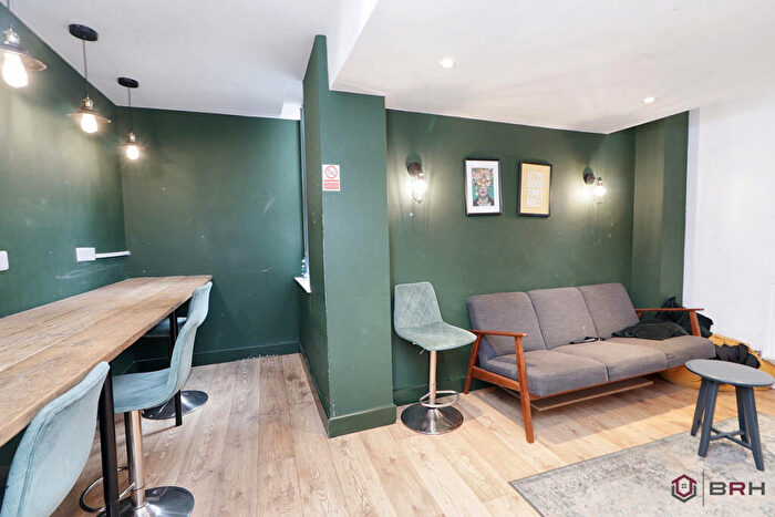 15 Bedroom Block Of Apartments For Sale In Stamford Street Central, Ashton-under-lyne, OL6