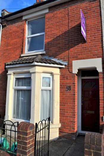 4 Bedroom House To Rent In Northcote Road, SO17