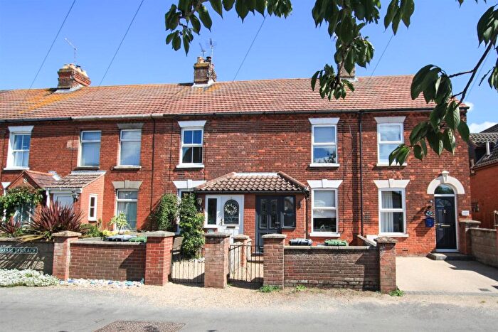 4 Bedroom Terraced House To Rent In North Market Road, Winterton-On-Sea, NR29