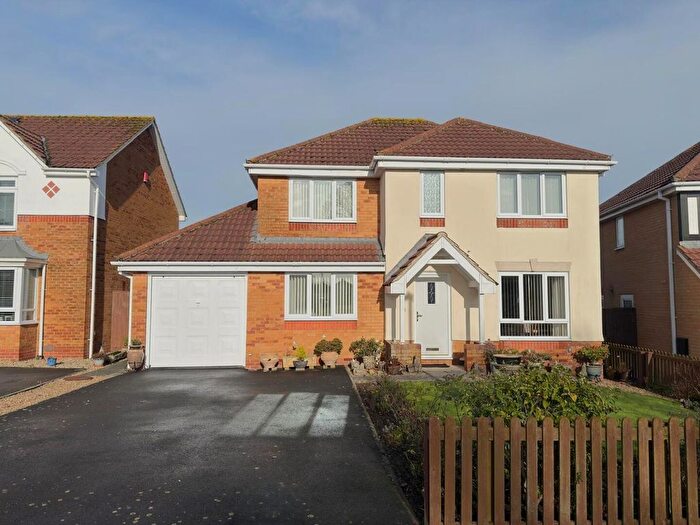4 Bedroom Detached House For Sale In Manor Park, Pawlett, TA6