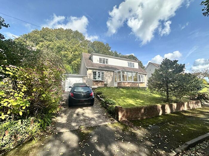 3 Bedroom Detached House For Sale In Seymour Avenue, Parc Seymour, Penhow, Newport., NP26