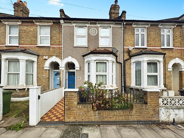 4 Bedroom Terraced House For Sale In Bradgate Road, Catford, SE6