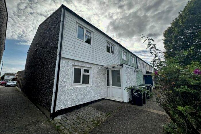 3 Bedroom Property To Rent In Copperfield, Chigwell, IG7